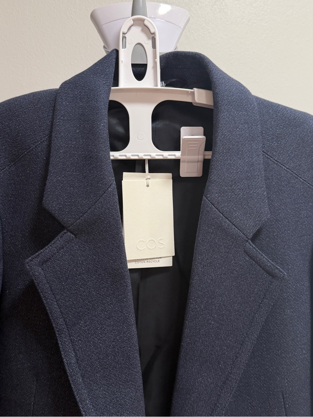 NWT COS Oversized Exaggerated-shoulder
Denim-look Blazer - Blue - Picture 5 of 13